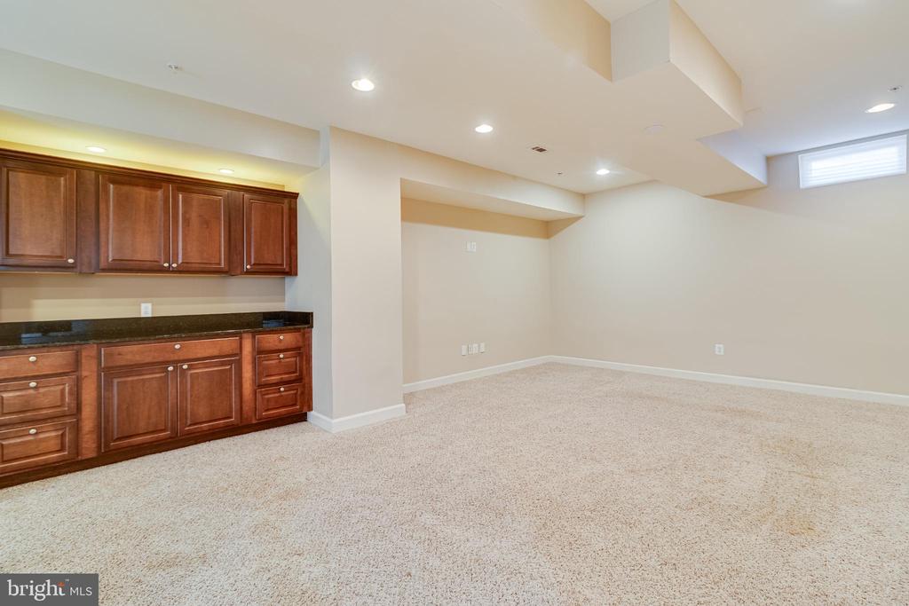 10111 GEORGIAN LANE