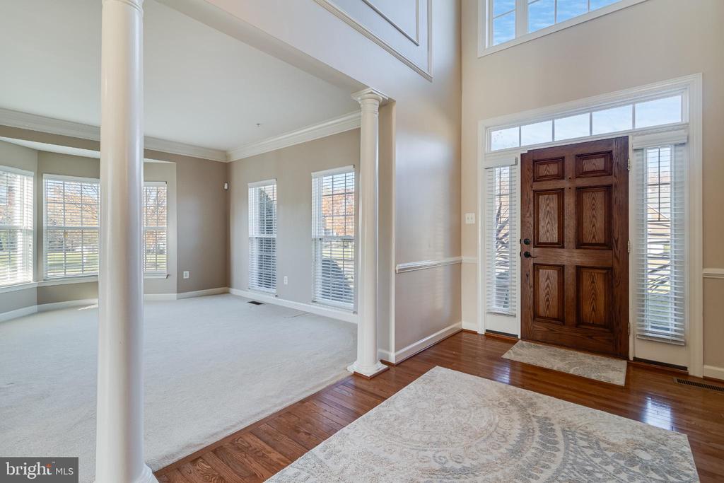 10111 GEORGIAN LANE