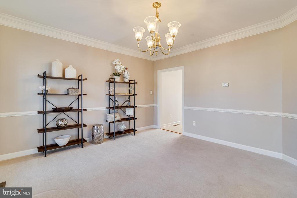 10111 GEORGIAN LANE