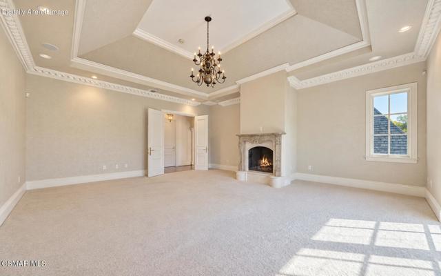 240 W Stafford RD