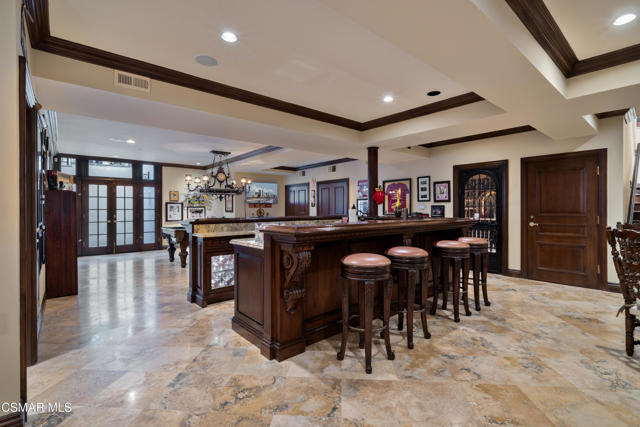 240 W Stafford RD