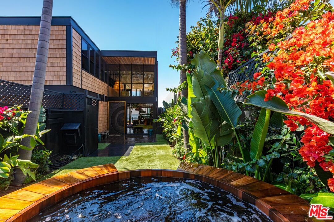 21640 Pacific Coast Hwy