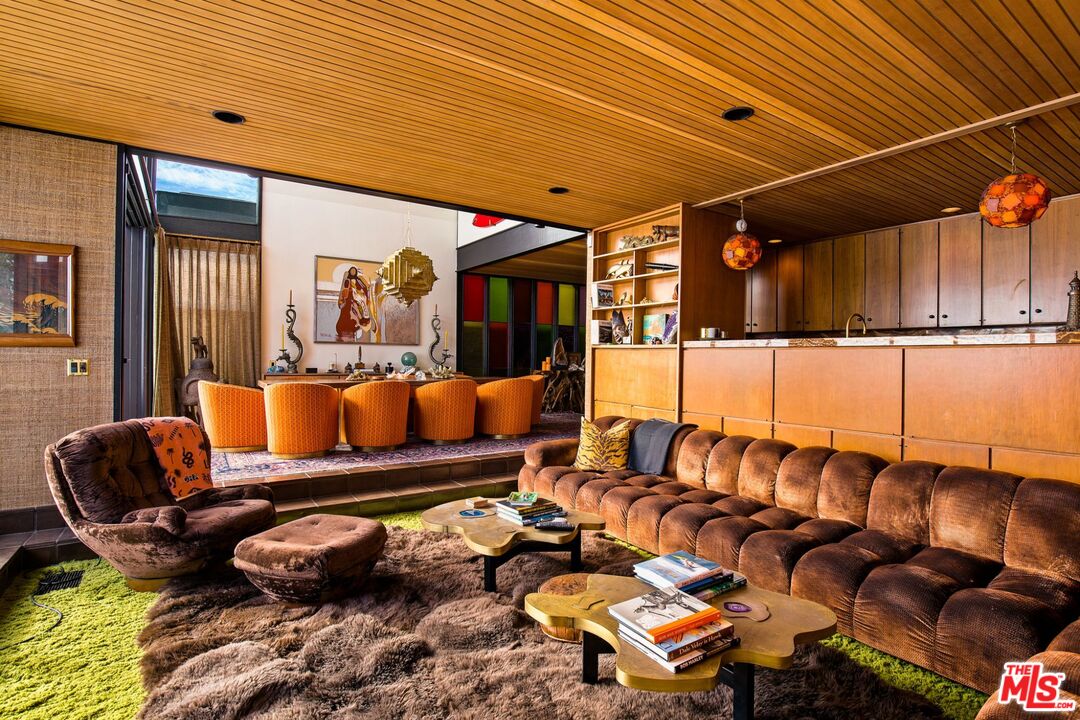 21640 Pacific Coast Hwy