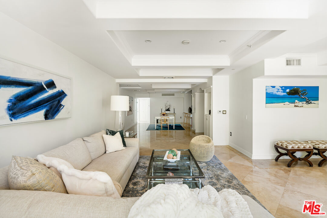 10795 Wilshire Blvd Unit: 105