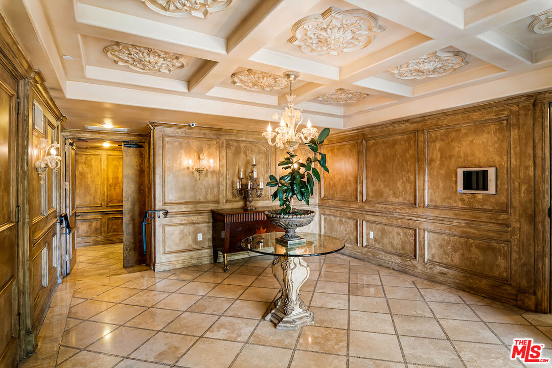 10795 Wilshire Blvd Unit: 105