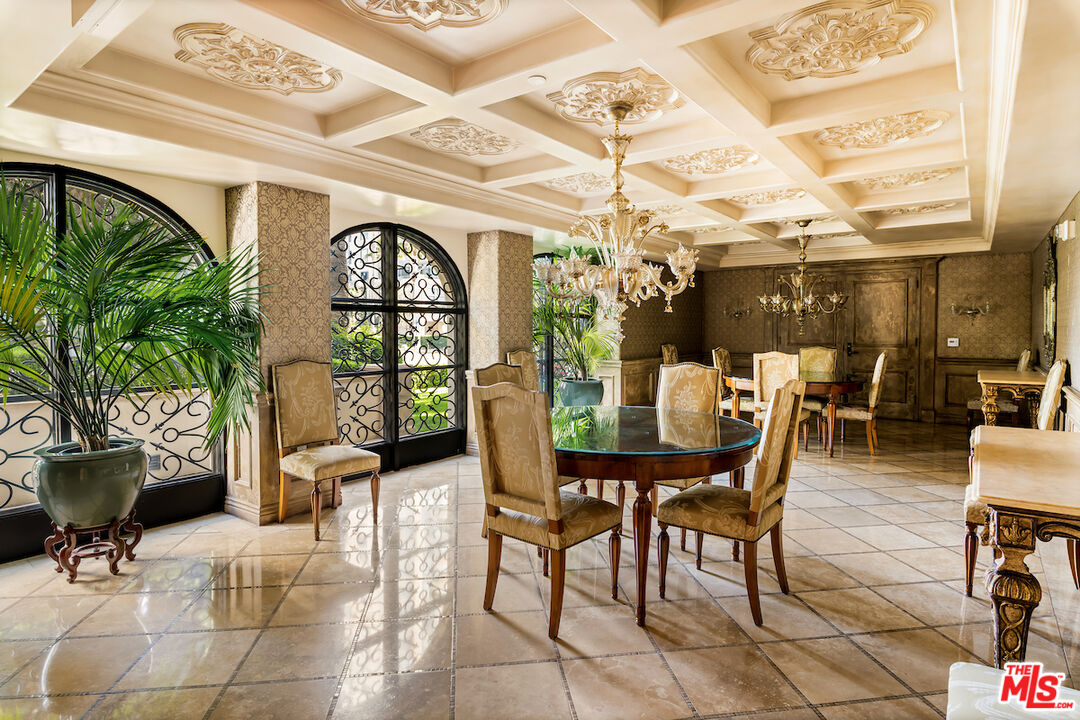 10795 Wilshire Blvd Unit: 105