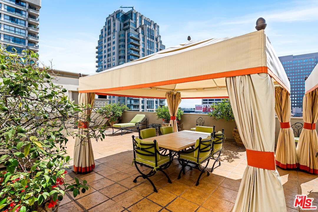 10795 Wilshire Blvd Unit: 105