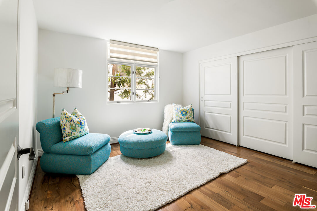 10795 Wilshire Blvd Unit: 105