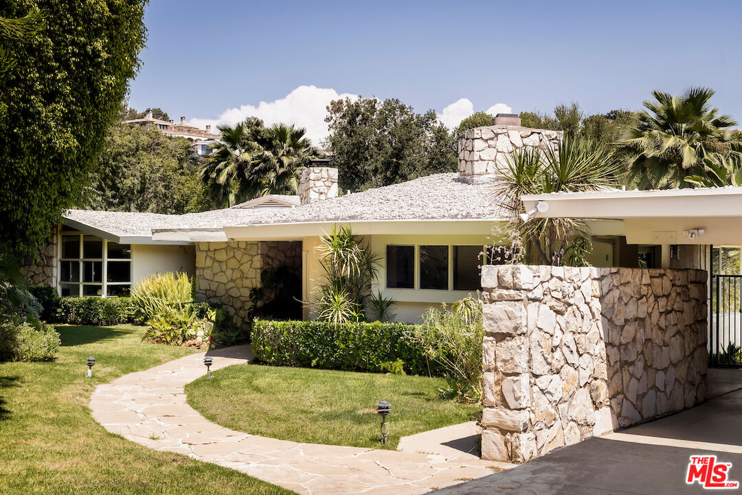11556 Bellagio Rd