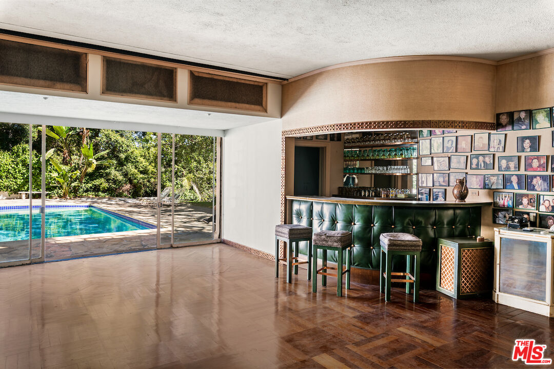 10934 Bellagio Rd