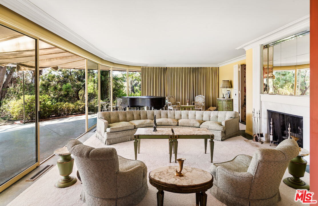 10934 Bellagio Rd