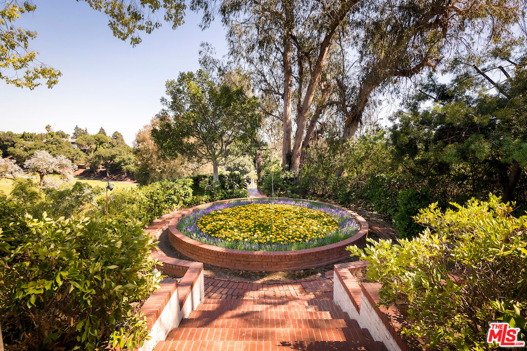 10934 Bellagio Rd
