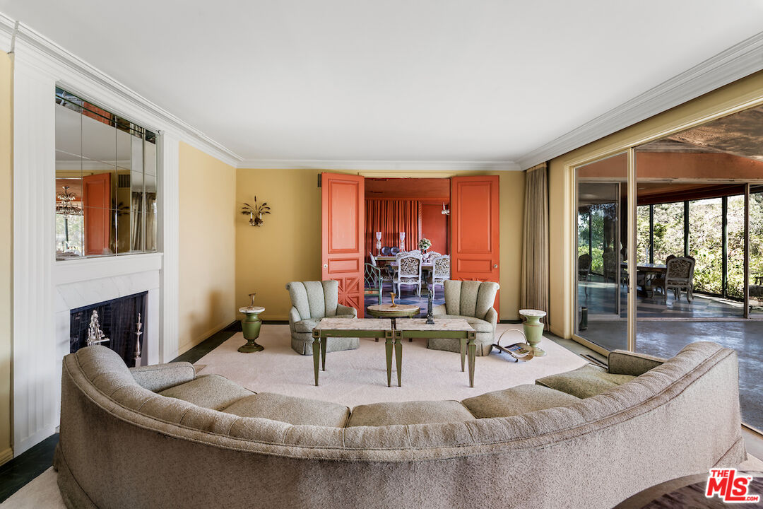 10934 Bellagio Rd