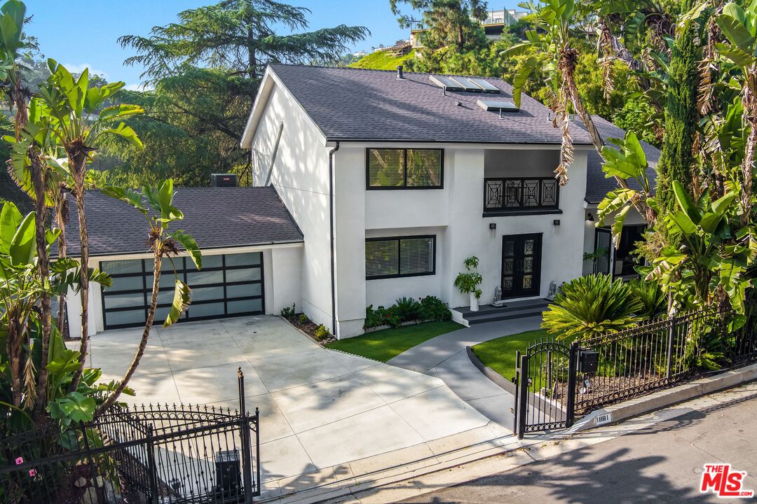 1881 Mount Olympus Dr