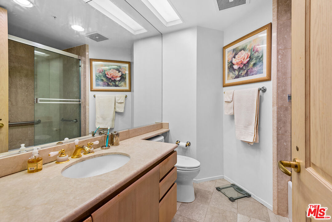 10490 Wilshire Blvd Unit: 1206