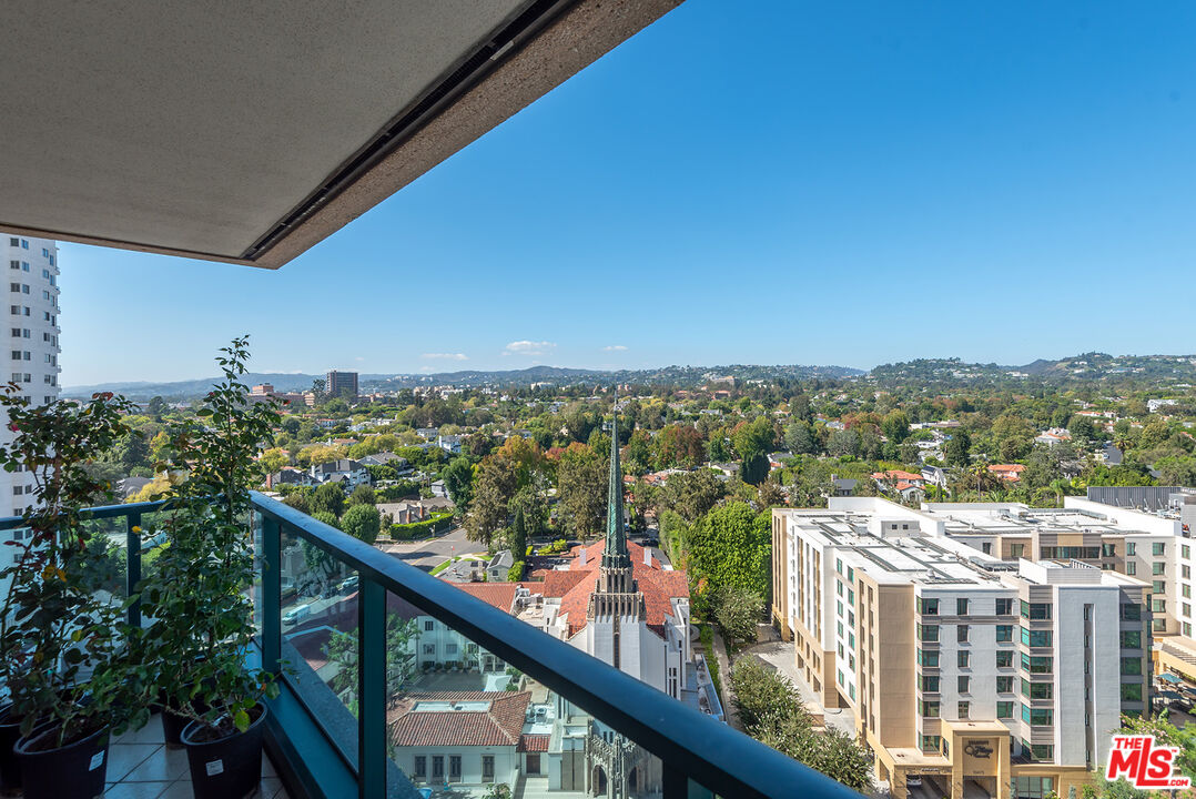 10490 Wilshire Blvd Unit: 1206