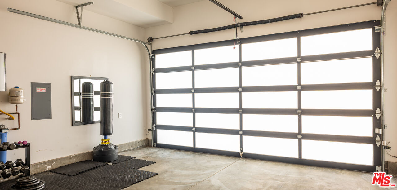 926 N Crescent Heights Blvd