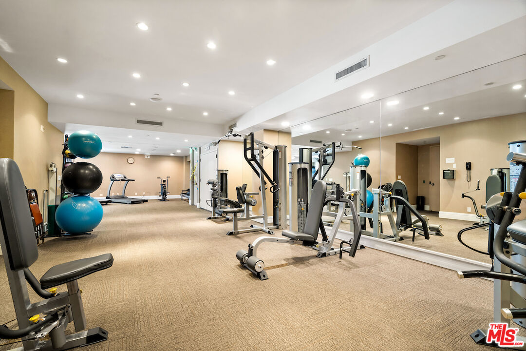 10551 Wilshire Blvd Unit: 503