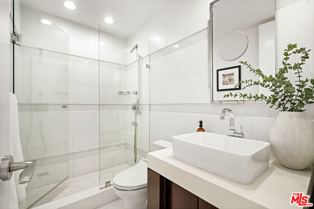 10551 Wilshire Blvd Unit: 503