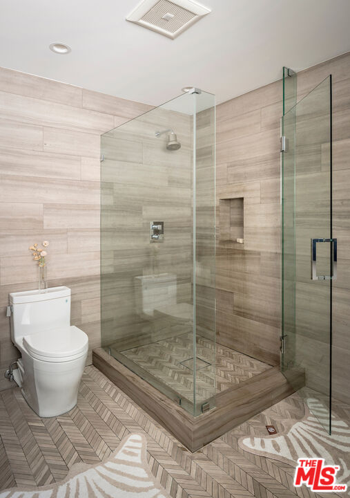 732 Huntley Dr Unit: 1