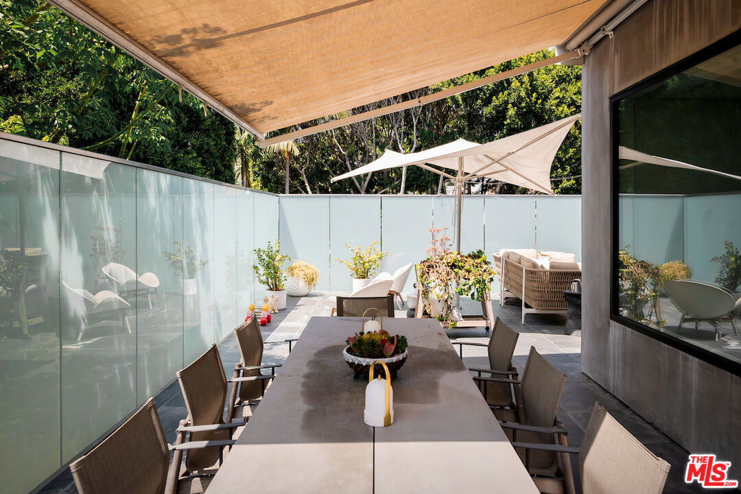 732 Huntley Dr Unit: 1