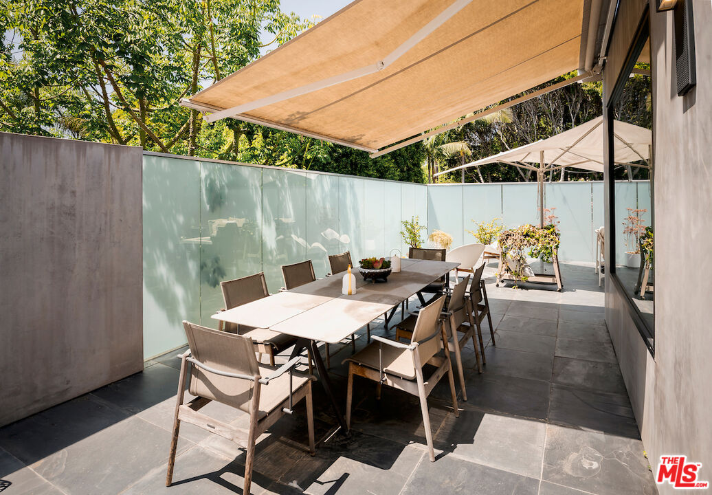 732 Huntley Dr Unit: 1