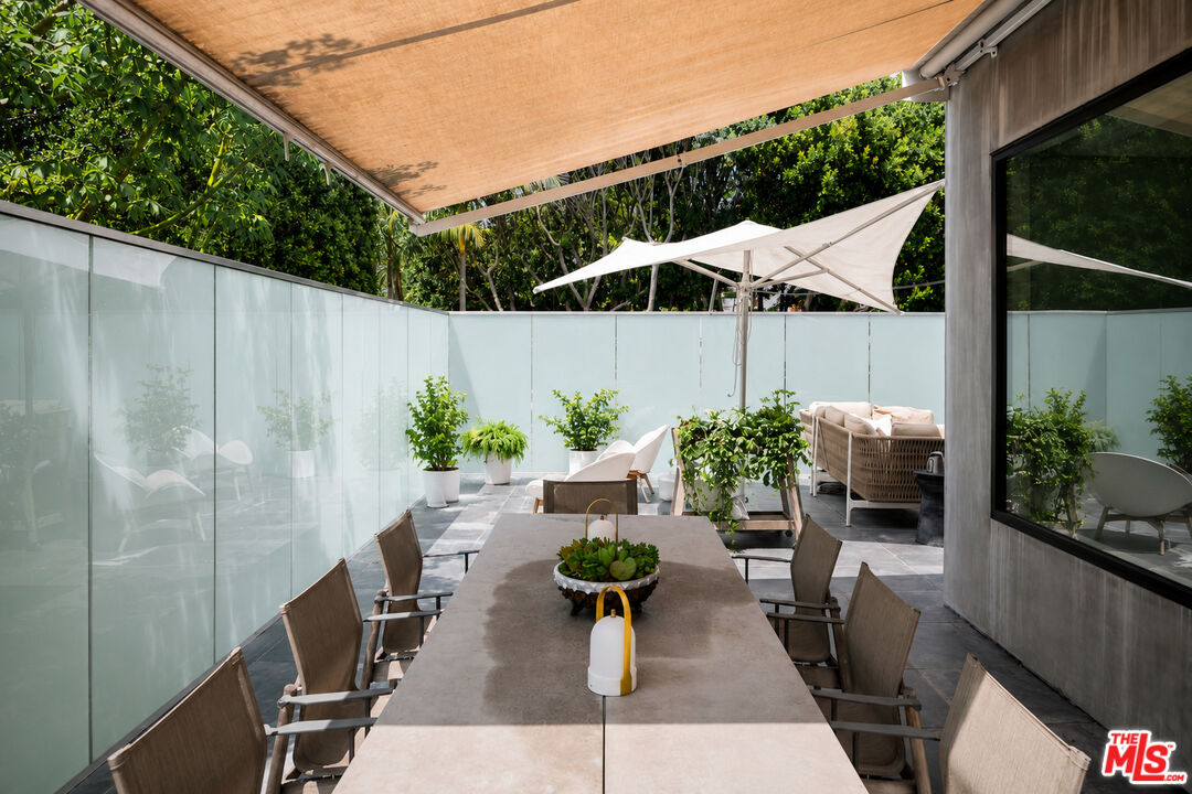 732 Huntley Dr Unit: 1