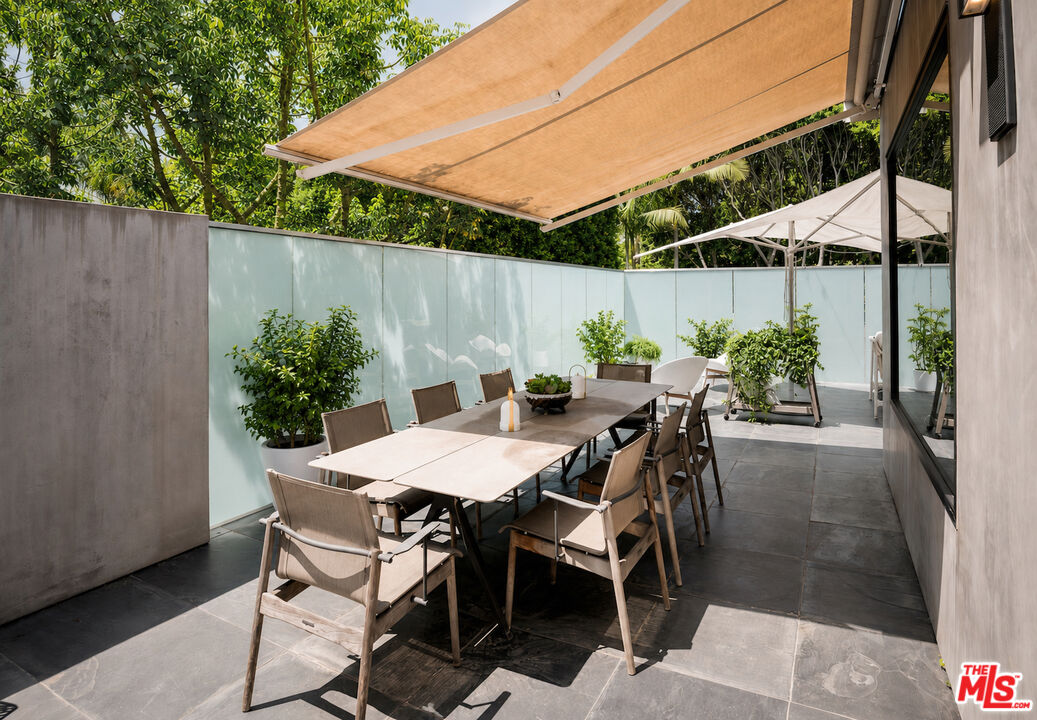 732 Huntley Dr Unit: 1