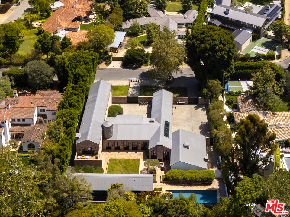 13215 Riviera Ranch Rd