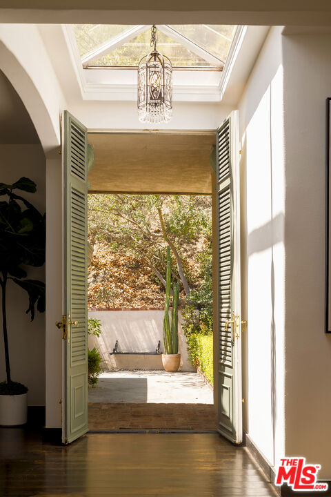 10216 Cielo Dr