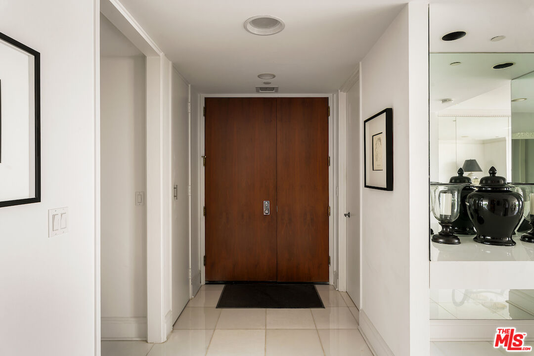 10350 Wilshire Blvd Unit: 404