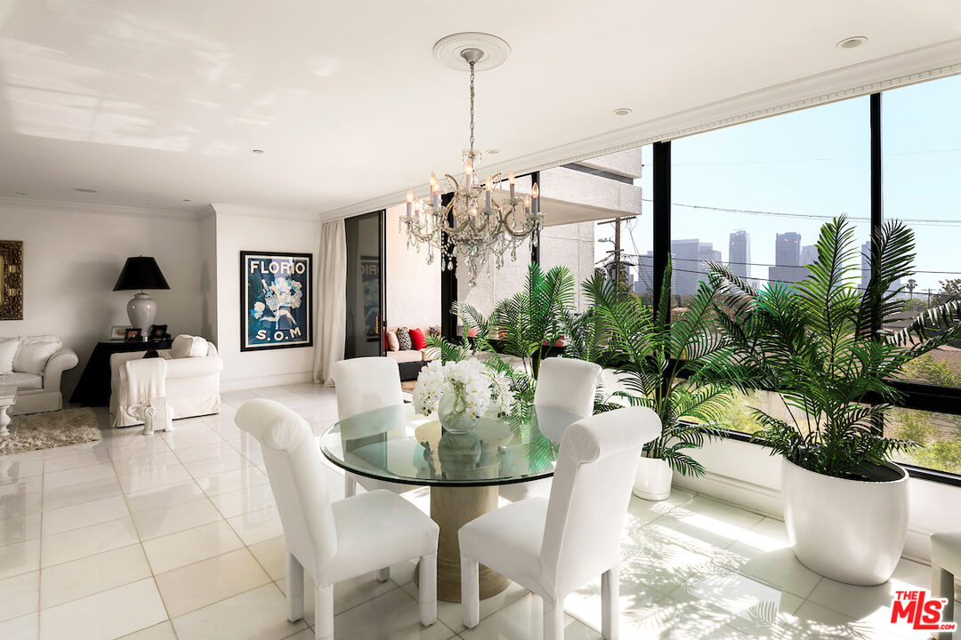 10350 Wilshire Blvd Unit: 404