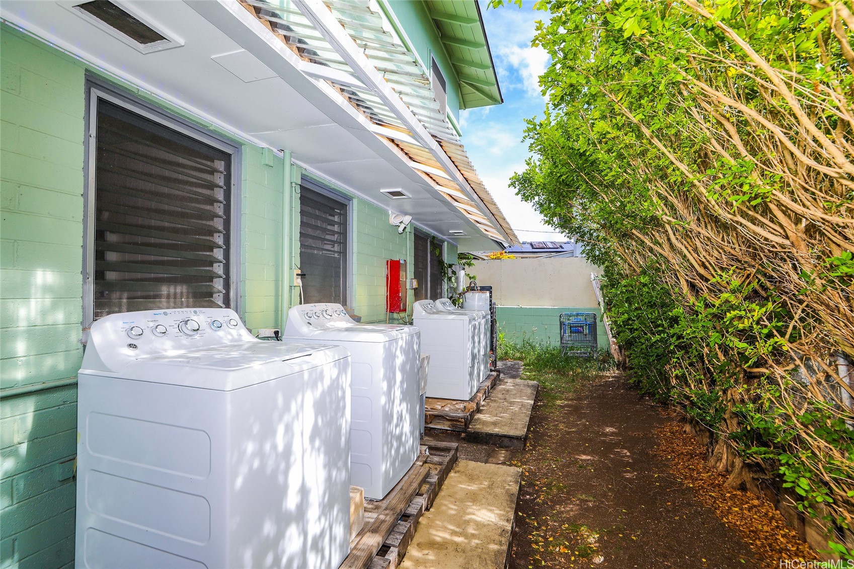 48 N School Street