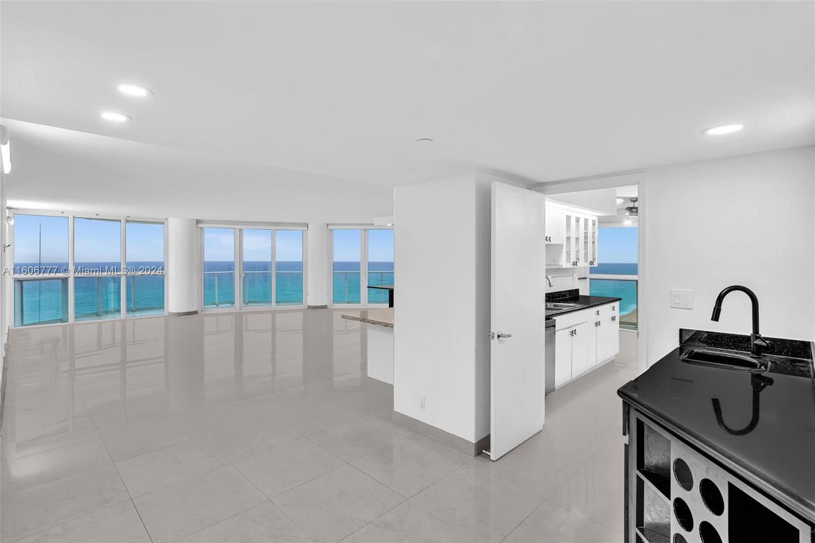 16485 Collins Ave # 1731