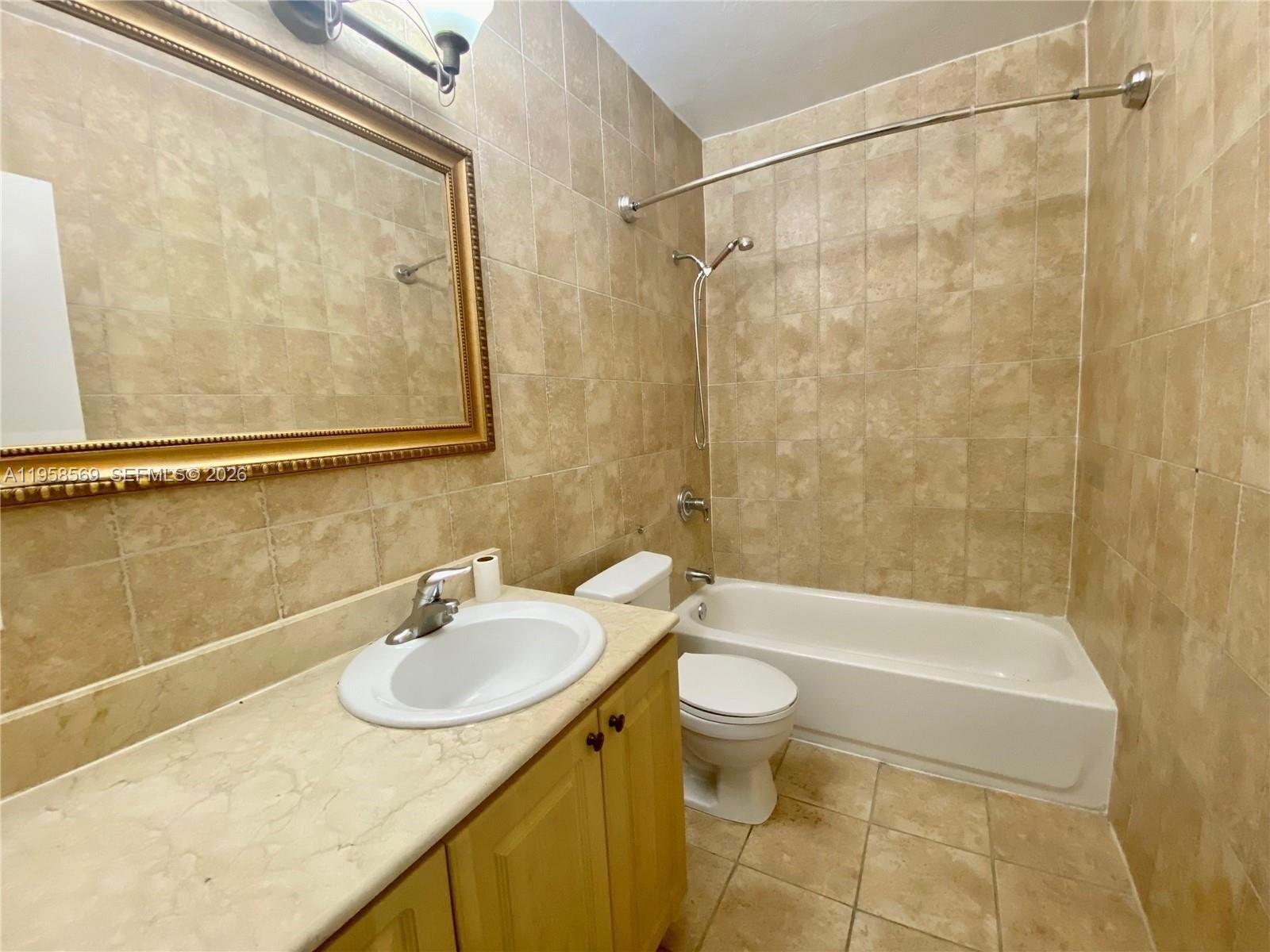 9260 Bay Harbor Ter # 23