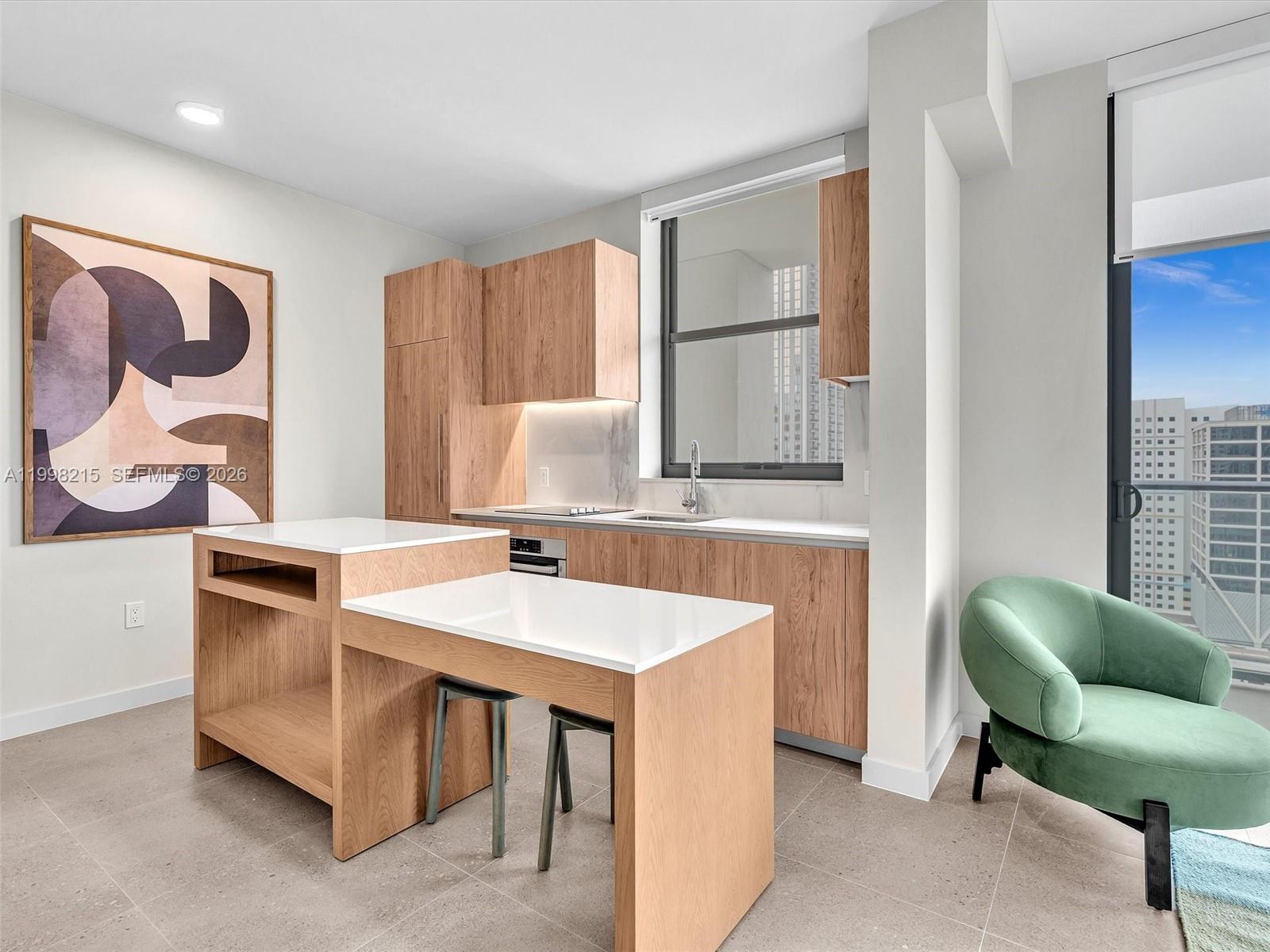 11 NE 6th street # 2214