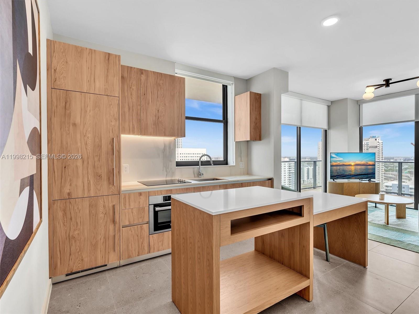 11 NE 6th street # 2214