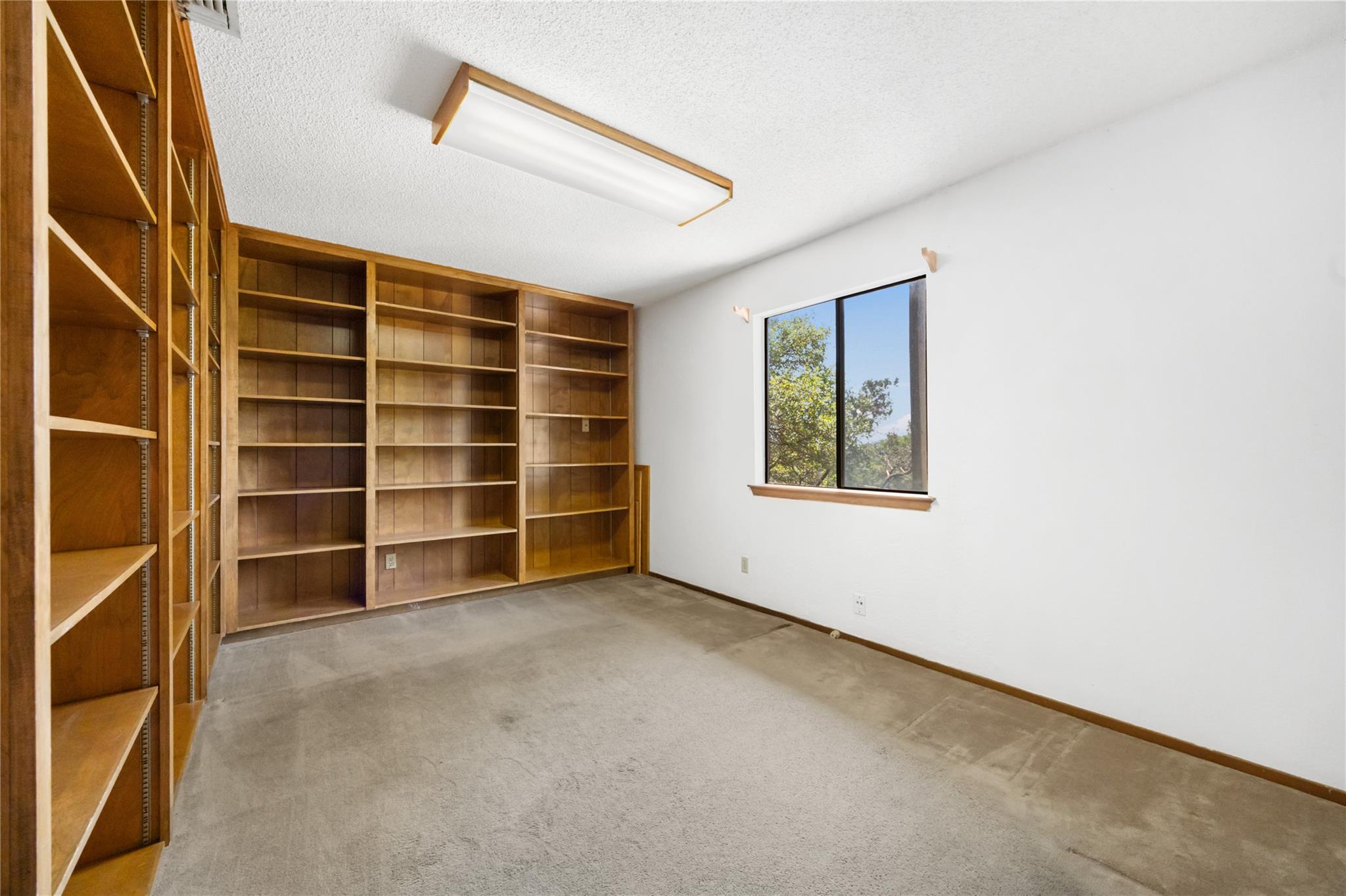 2308 Matador CIR