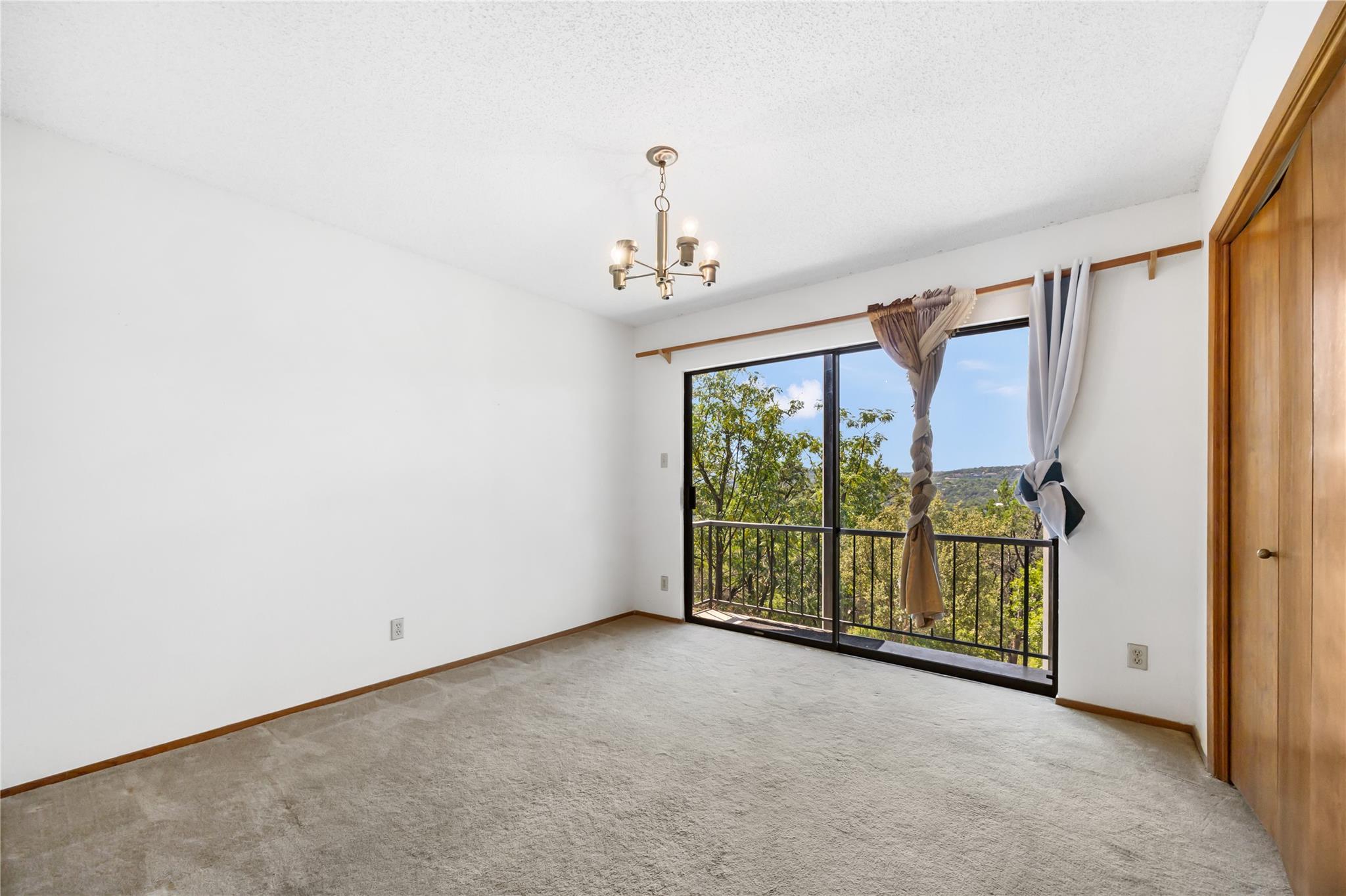2308 Matador CIR