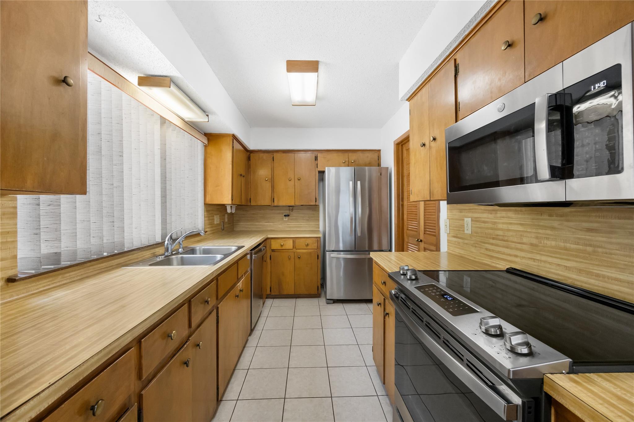 2308 Matador CIR