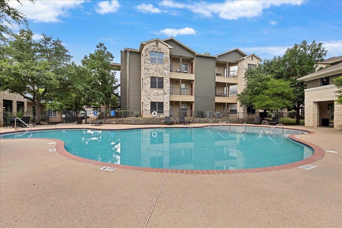 2320 Gracy Farms LN # 918