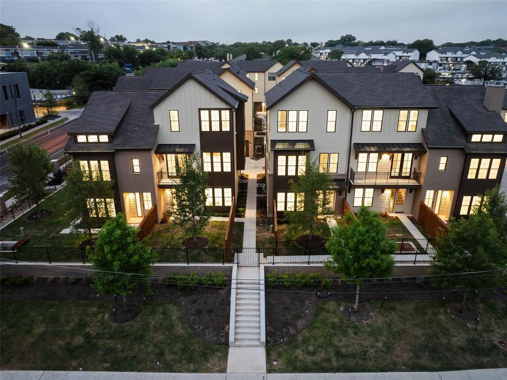 2209 Woodland Ave # 803