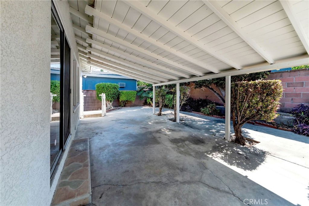 18025 Glenburn Avenue