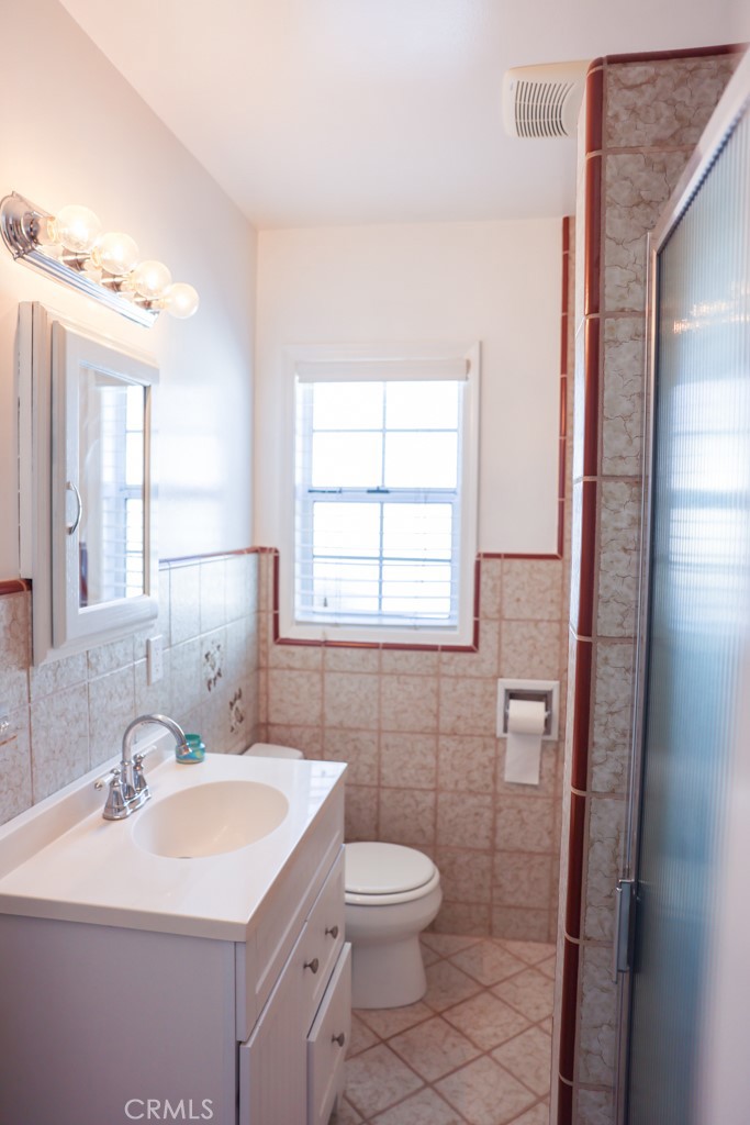 4207 Artesia Boulevard