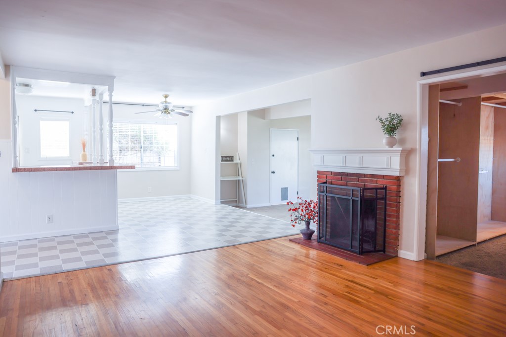 4207 Artesia Boulevard