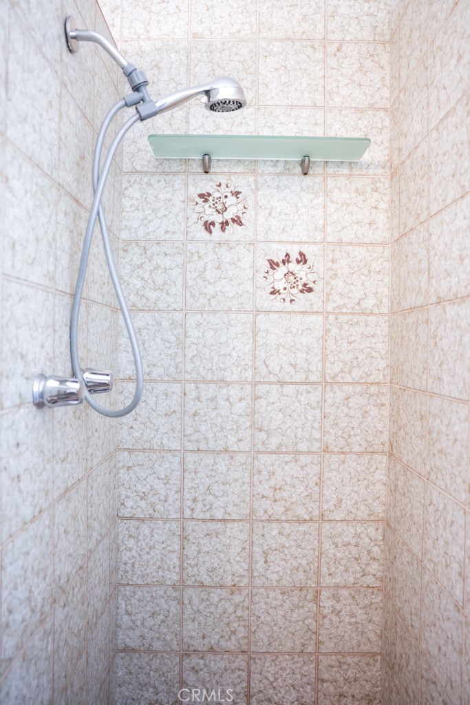 4207 Artesia Boulevard