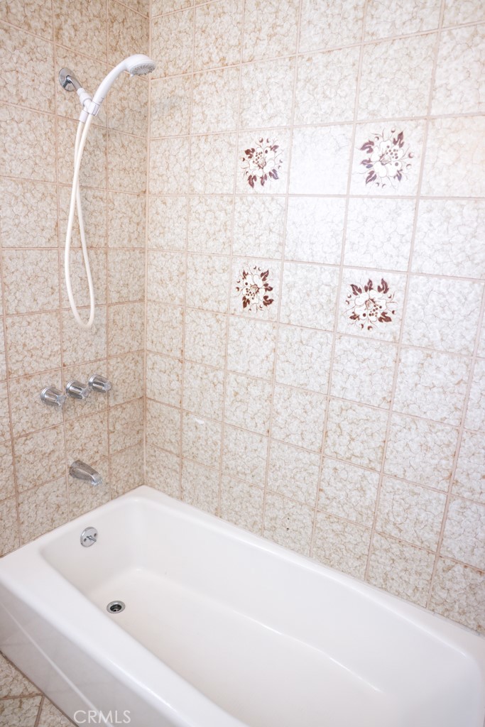 4207 Artesia Boulevard