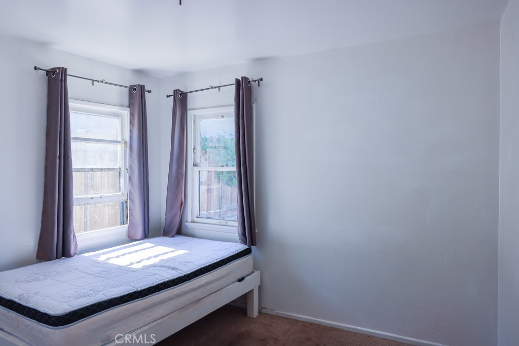 22719 Delford Avenue