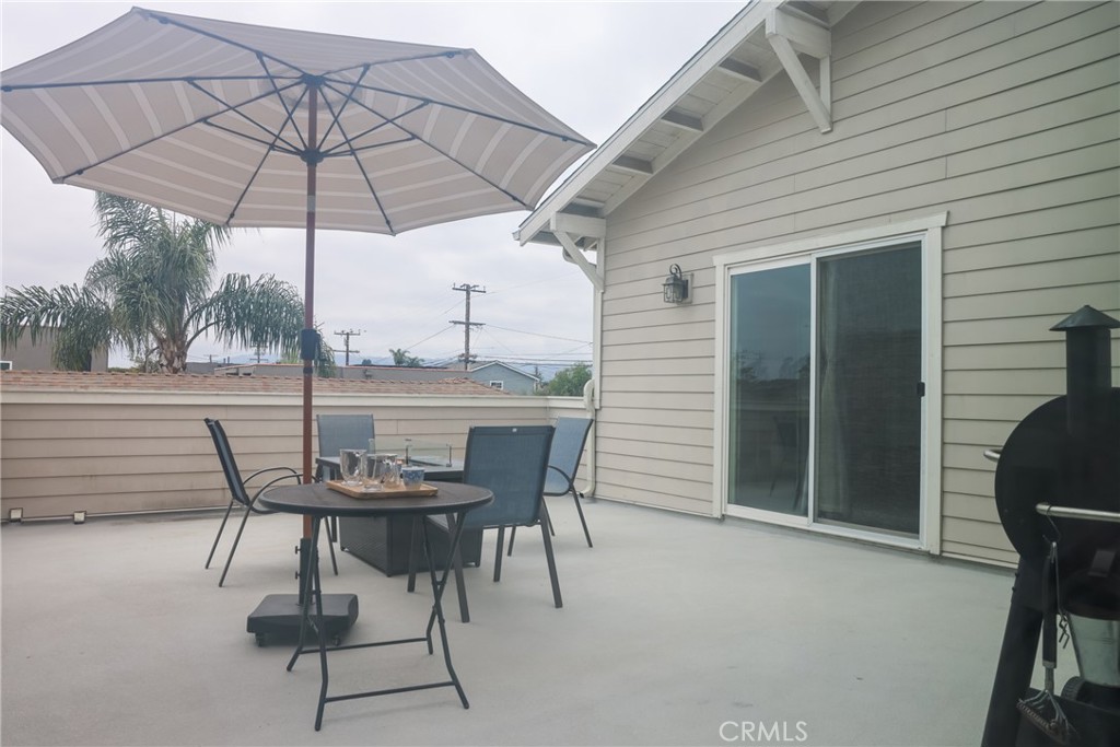 1833 Cabrillo Avenue