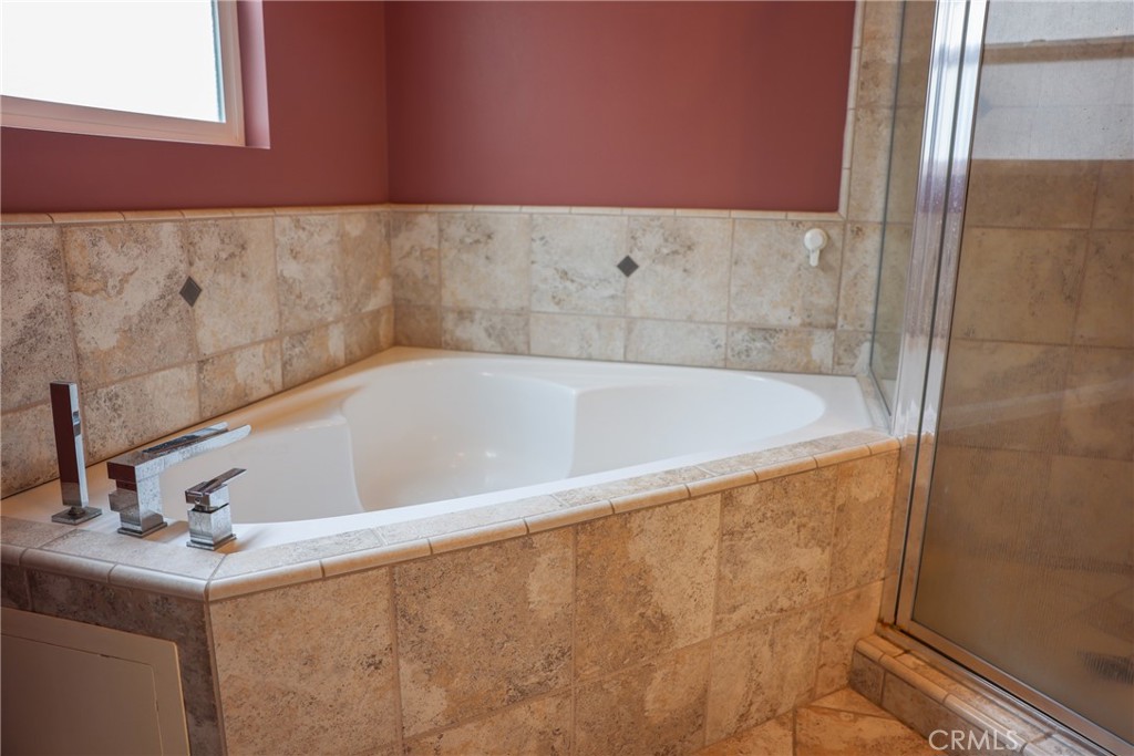 1833 Cabrillo Avenue